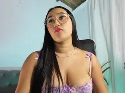 Amateur Live Porn of Camila_Wood