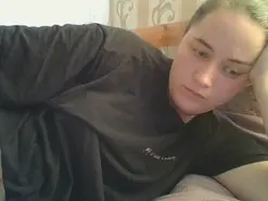 Amateur Free Porn Cam of skyressies0303