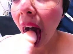 Amateur Free Live Porn of Lucy_Glow