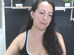 Amateur Live Porn of Lauryn_Jones