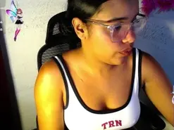 Amateur Adult Webcams of chleo_rosse