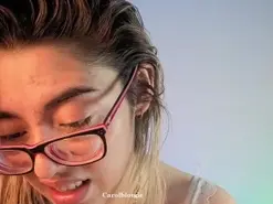 Amateur Live Sex Cam of carol_blonde