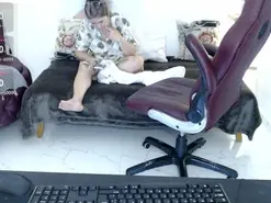 Amateur Live Sex Cam of LayahNoir