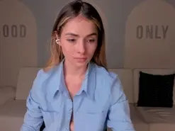 Amateur Live Sex Cam of StacyWoods