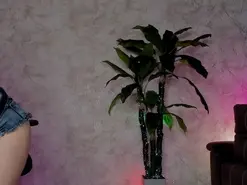 Amateur Free Porn Cam of emma77