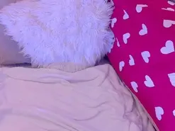 Amateur Sex Cam of LoveQueen2