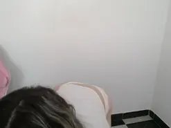 Amateur Live Sex Cam of Isabella_wish1