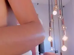 Amateur Live Porn of MaddyOwens