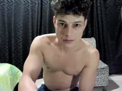 Amateur Live Porn of youth_lust69