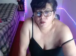 Amateur Live Sex of Mami_Squirt