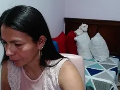 Amateur Free Porn Cam of Camilavargas_