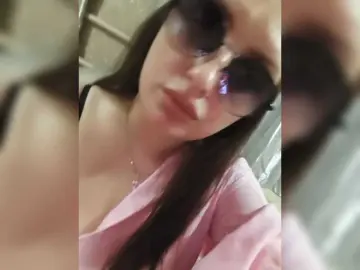 Bongacams Watch Live Sex Cams of parapapa13