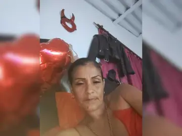 Bongacams Live Sex Cam of flacapaola11