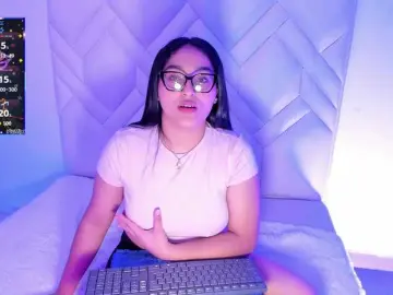 Bongacams Nude Webcam of LyaDubois
