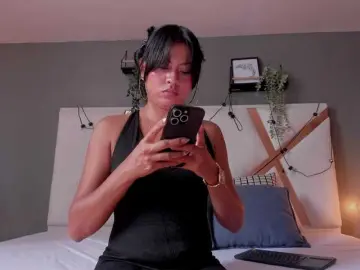Bongacams Watch Live Sex Cams of AngelSavagee