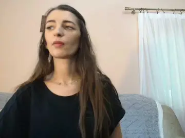 Bongacams Nude Webcam of ella-myst