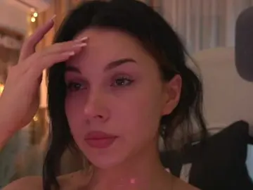 Bongacams Free Porn Cam of DrammaQueennnn