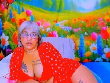 Bongacams Adult Video Chat of indianroxy