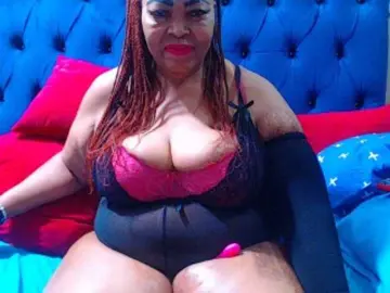 Bongacams Free Porn Cam of Ebonycandy10