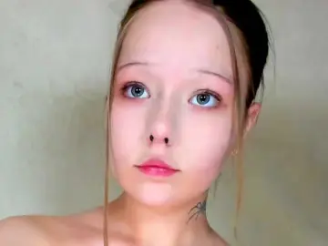 Bongacams Free Live Porn of MelMooon