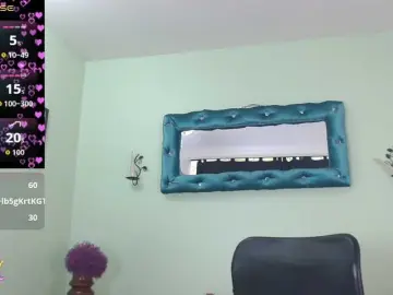 Bongacams Watch Live Sex Cams of VictoriaJones-