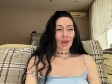 Bongacams Live Sex Cam of KorolevaQween000