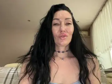Bongacams Best live sex cam show of KorolevaQween000