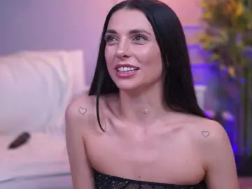 Bongacams Free Live Porn of EllyLynne