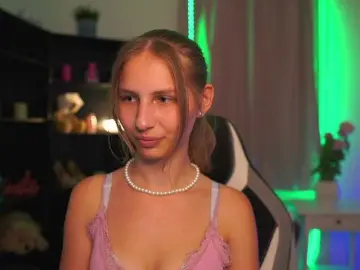 Bongacams Free Porn Cam of emmiemurray