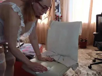 Bongacams Watch Live Sex Cams of Pink-Lips