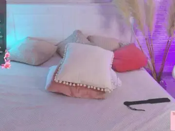 Bongacams Best live sex cam show of CrazyWine