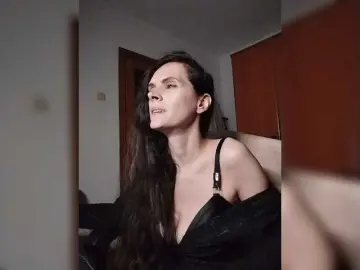 Bongacams Sex Cam of SexQueen11