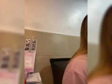 Bongacams Free Live Porn of MeganRosse1