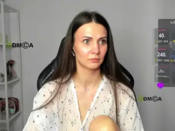 Bongacams Sex Chat of Cute-Shy