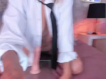 Bongacams Best live sex cam show of LunaMilf