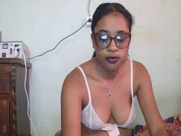 Bongacams Watch Live Sex Cams of TriciaBella