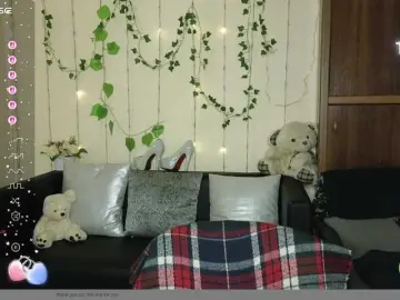 Bongacams Free Porn Cam of Aliciaredluv