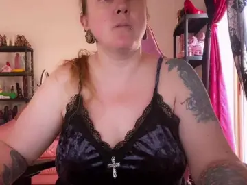 Bongacams Best live sex cam show of NylonQueen