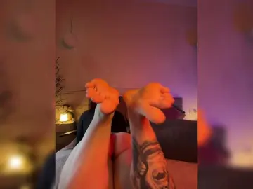 Bongacams Live Sex Cam of WhoreMira