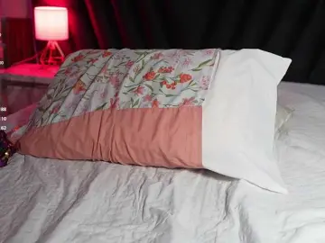 Bongacams Watch Live Sex Cams of hollyvega
