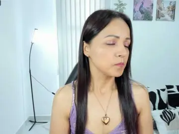 Bongacams Live Sex Cam of Carlin1511