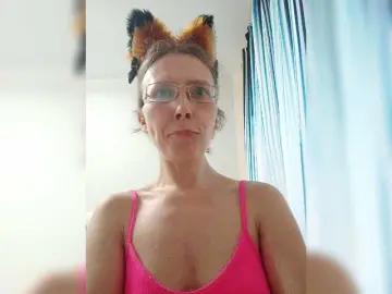 Bongacams Adult Webcams of -queen-margo-