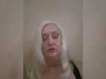 Bongacams Watch Live Sex Cams of Laima18