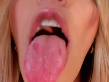 Bongacams Best Webcam of MelissaMoore