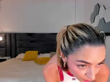 Bongacams Sex Cam of MelissaMoore