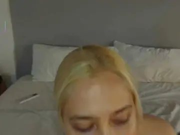 Bongacams Watch Live Sex Cams of Bella-J