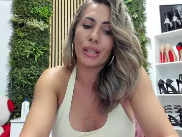 Bongacams Best live sex cam show of Sweetcherry30