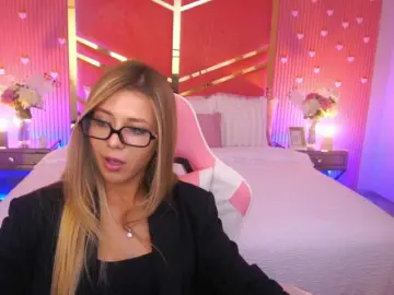 Bongacams Live Sex of LoveeDove