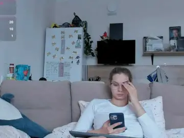 Bongacams Sex Chat of Girlalonehome