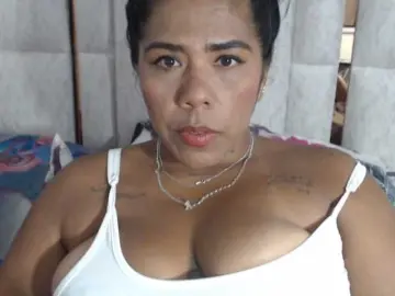 Bongacams Adult Webcam of Pocahontas17